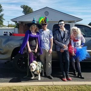 Meet your Posher, Lori steel